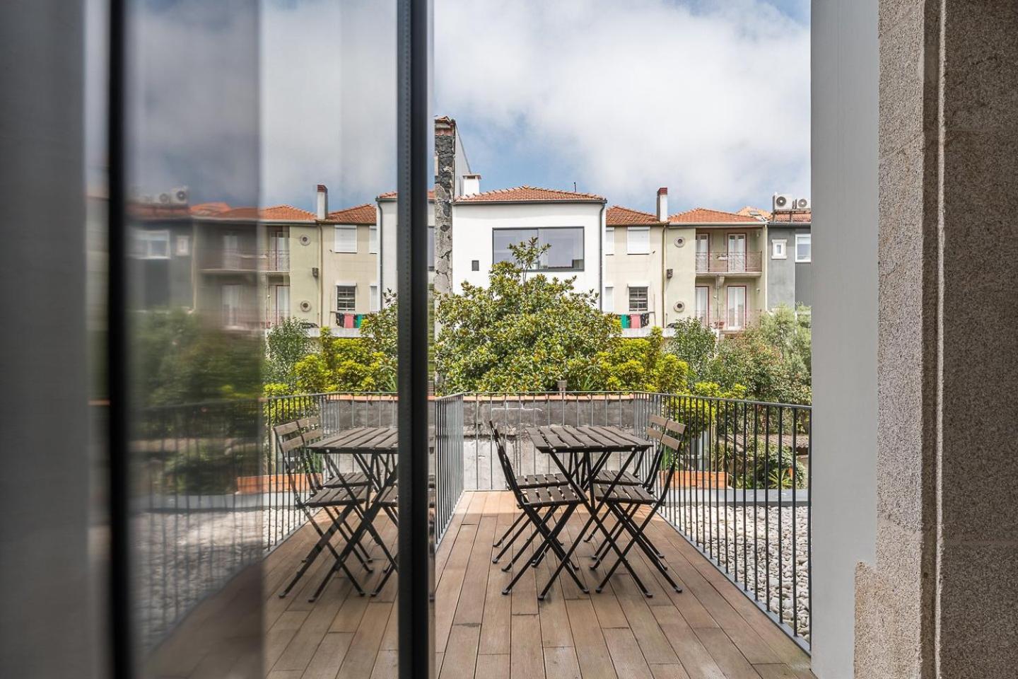 Mompilher Apartments Порту Экстерьер фото
